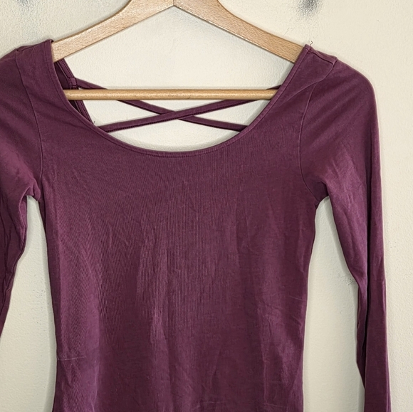 American Eagle Cotton Stretch Burgundy Long Sleeve Open Back Bodysuit Size XS - Picture 2 of 7